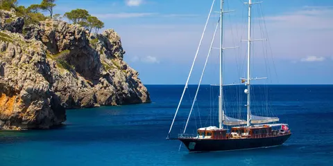 Satori Yacht Charter, photograph 6