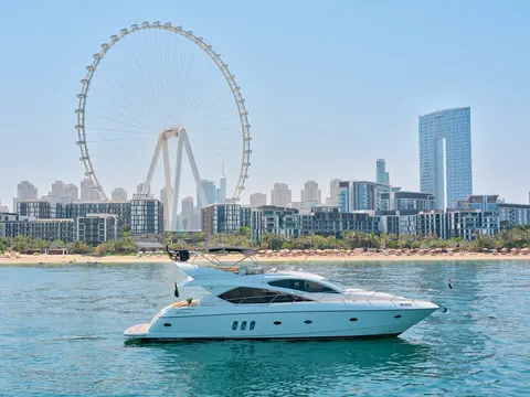 Satoshi Yacht Charter in Dubai, photograph 6