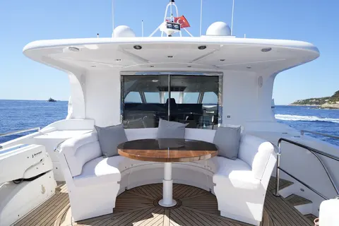 Sea Breeze One Yacht Charter, photograph 12