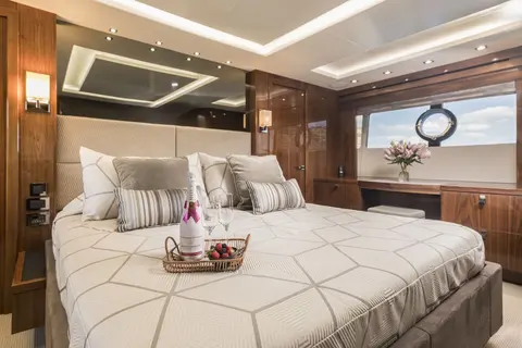 Sea Water II Yacht Charter, photograph 12
