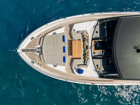 Sea Water II Yacht Charter, photograph 5