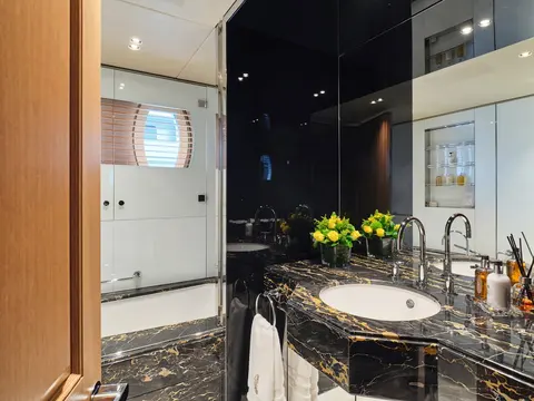 Seahorse Yacht Charter, photograph 7