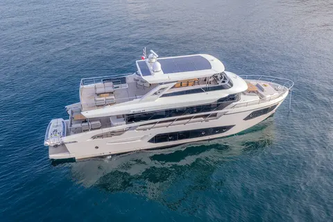 Semela Yacht Charter, photograph 5