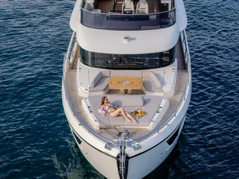 Semela Yacht Charter, photograph 6