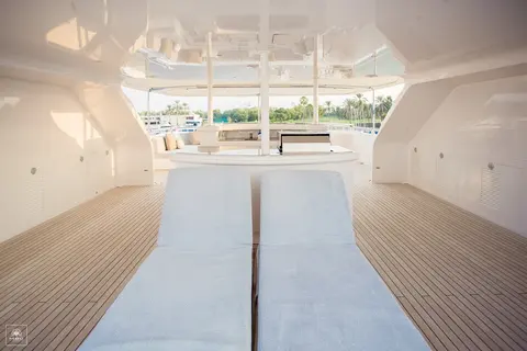 Sensation Yacht Charter in Dubai, photograph 10