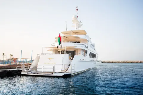 Sensation Yacht Charter in Dubai, photograph 3