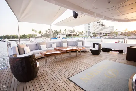 Sensation Yacht Charter in Dubai, photograph 7