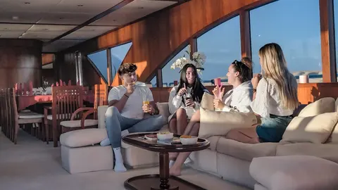 Seven Spices Yacht Charter, photograph 9