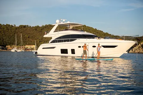 Shawlife Yacht Charter, photograph 5