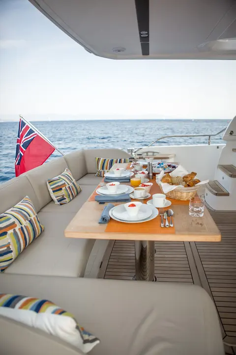 Shawlife Yacht Charter, photograph 8