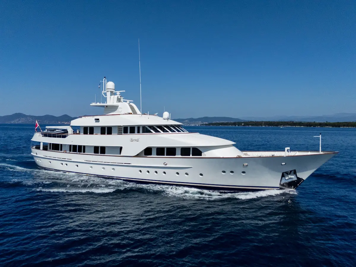 Sheergold Yacht Charter