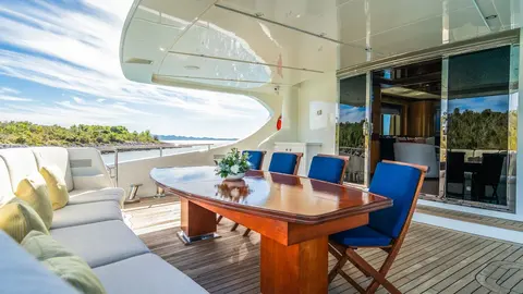 Silent World Yacht Charter, photograph 10