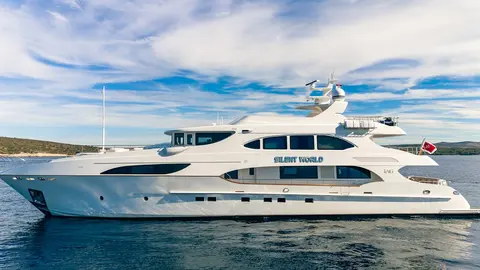 Silent World Yacht Charter, photograph 7
