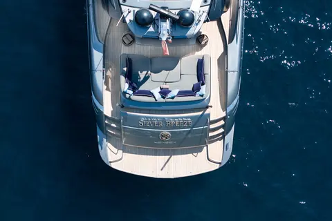 Silver Breeze Yacht Charter, photograph 6