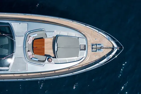 Silver Breeze Yacht Charter, photograph 8