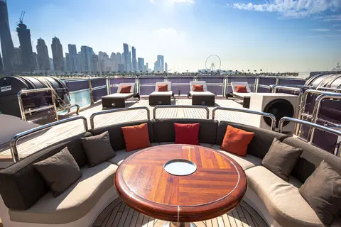 Sky Fall Yacht Charter in Dubai, photograph 7