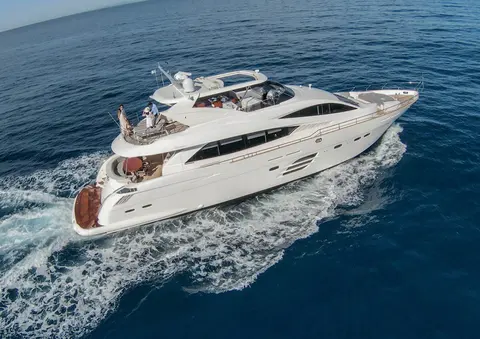 Skyra Yacht Charter, photograph 3