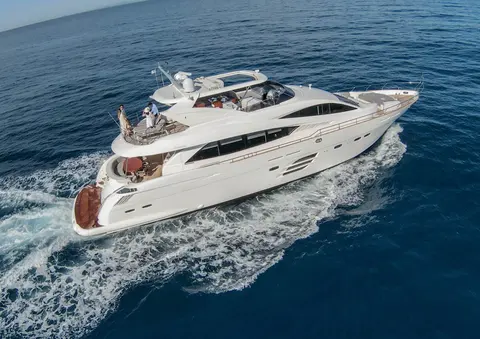 Skyra Yacht Charter, photograph 4
