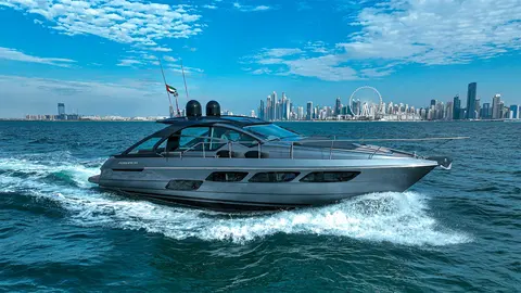 Solara Yacht Charter in Dubai, photograph 2