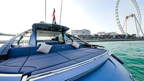 Solara Yacht Charter in Dubai, photograph 5