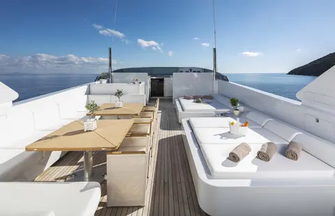 Sole DI Mare Yacht Charter, photograph 6