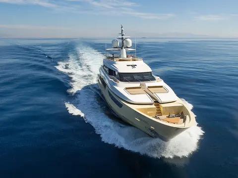 Souraya Yacht Charter, photograph 5