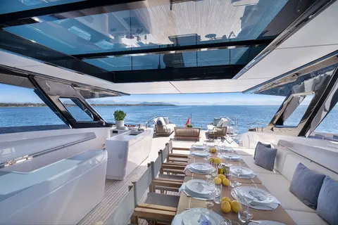 Spica Yacht Charter, photograph 11
