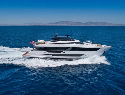 Spica Yacht Charter, photograph 2