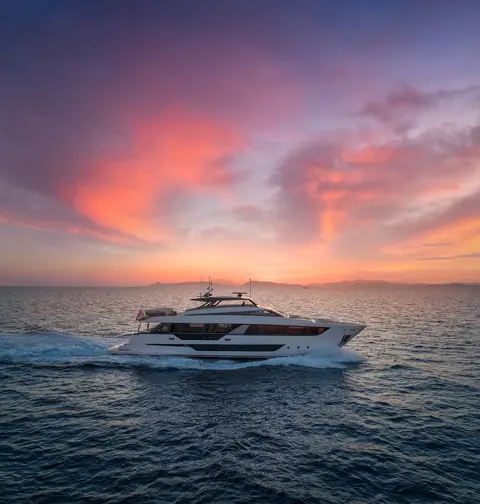 Spica Yacht Charter, photograph 4