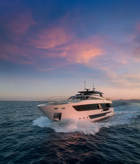 Spica Yacht Charter, photograph 5