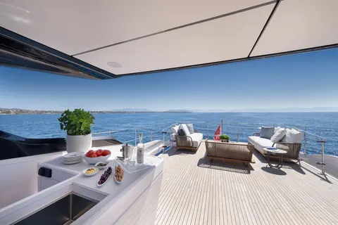 Spica Yacht Charter, photograph 9
