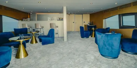 Stardom Yacht Charter in Dubai, photograph 11