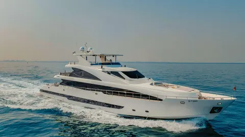 Stardom Yacht Charter in Dubai, photograph 2