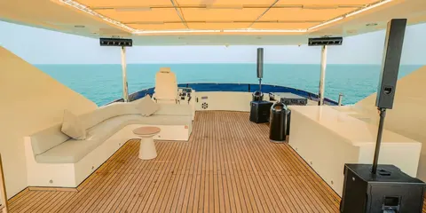 Stardom Yacht Charter in Dubai, photograph 5