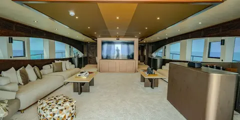 Stardom Yacht Charter in Dubai, photograph 9