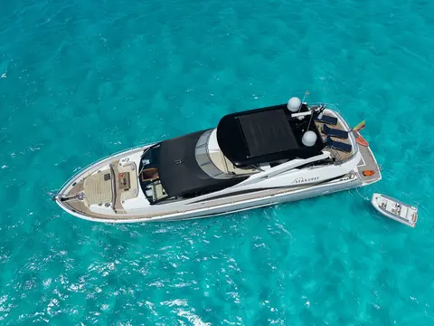 Stardust OF Mary Yacht Charter, photograph 3