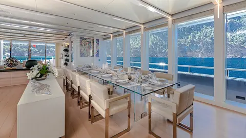 Stella Maris Yacht Charter, photograph 10