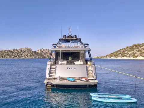 Sylia Yacht Charter, photograph 8