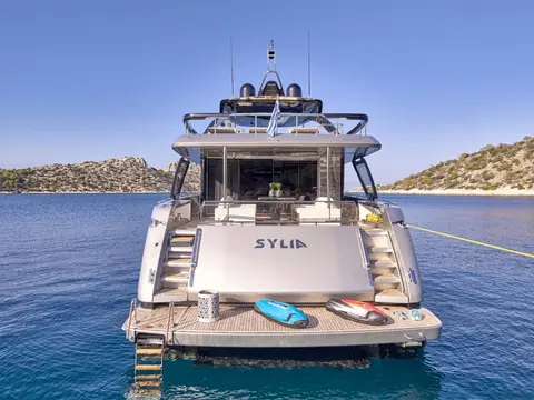 Sylia Yacht Charter, photograph 9
