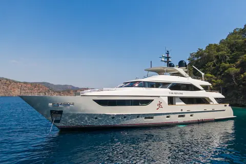 Takara One Yacht Charter, photograph 9