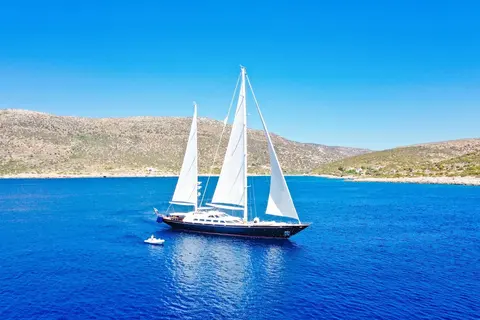 Tamarita Yacht Charter, photograph 7