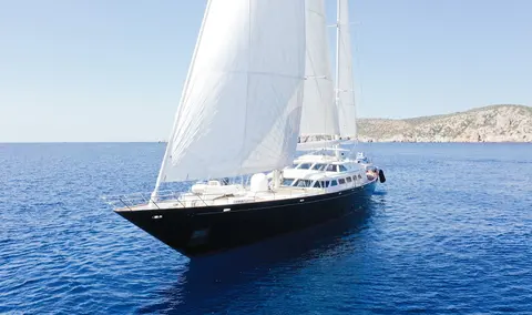 Tamarita Yacht Charter, photograph 8