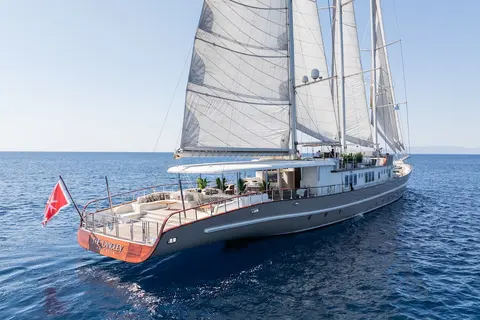 The Langley Yacht Charter, photograph 9