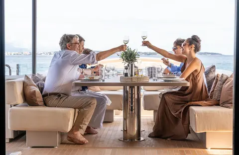 The Palm Yacht Charter, photograph 10
