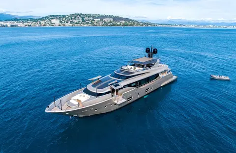 The Palm Yacht Charter, photograph 4