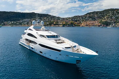 Thumper Yacht Charter, photograph 5
