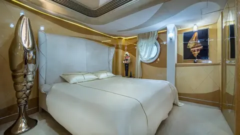 Thunder Yacht Charter in Dubai, photograph 8