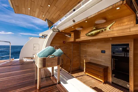 Tiamat Yacht Charter, photograph 3