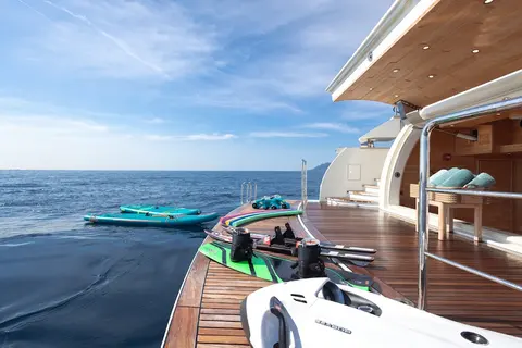 Tiamat Yacht Charter, photograph 4