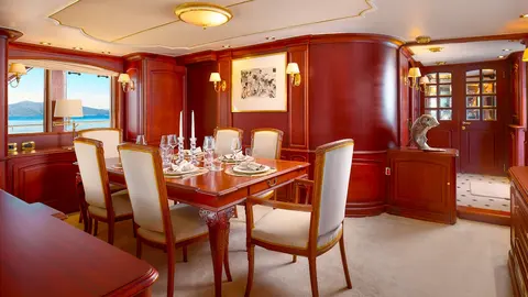 TO JE TO Yacht Charter, photograph 10
